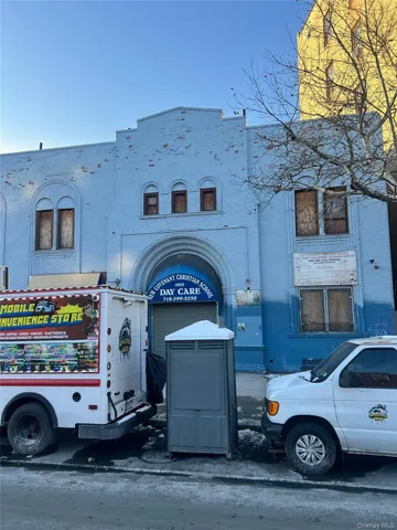 $7,500,000 | 1925 Grand Concourse | Mount Hope