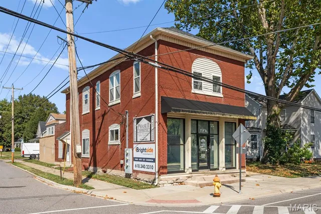 $240,000 | 719 Centreville Avenue, Belleville, IL 62220