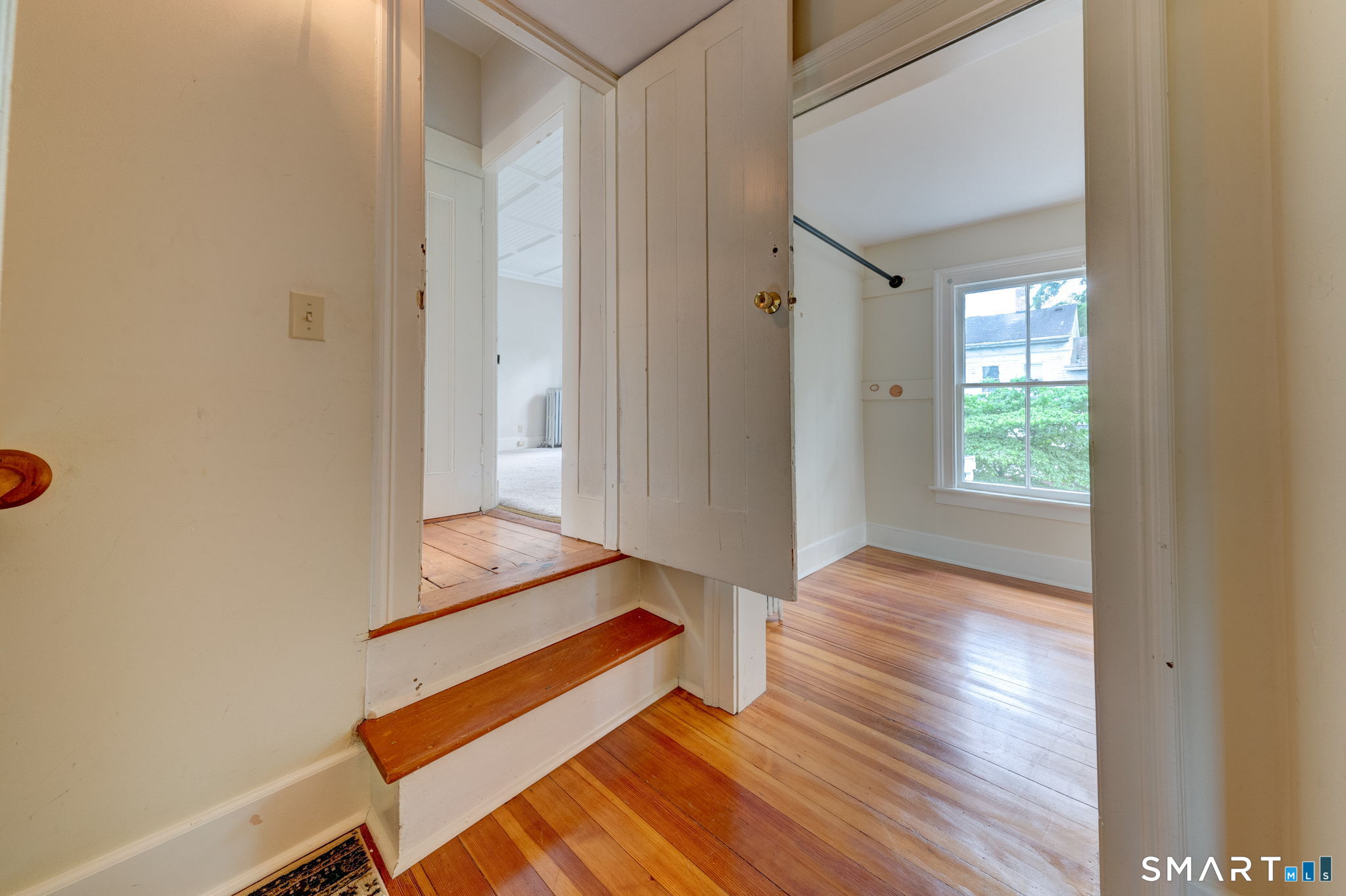 840 Worthington Ridge Berlin, CT 06037 - Photo 26 of 40 Separate unit with full bathroom, kitchenette, living room (Photo 2023)