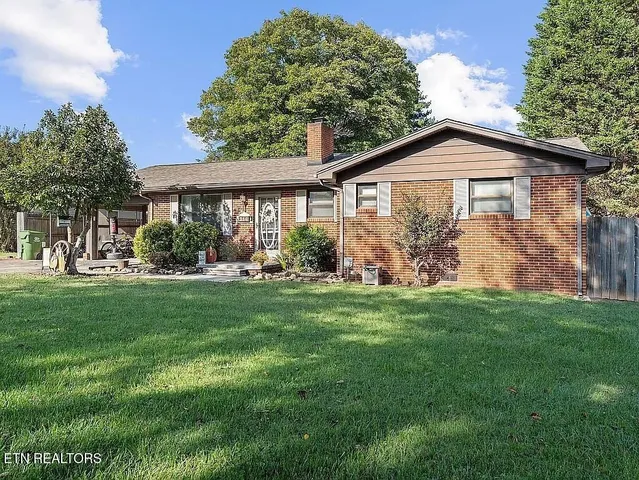 $399,900 | 314 David Lane, Maryville, TN 37803