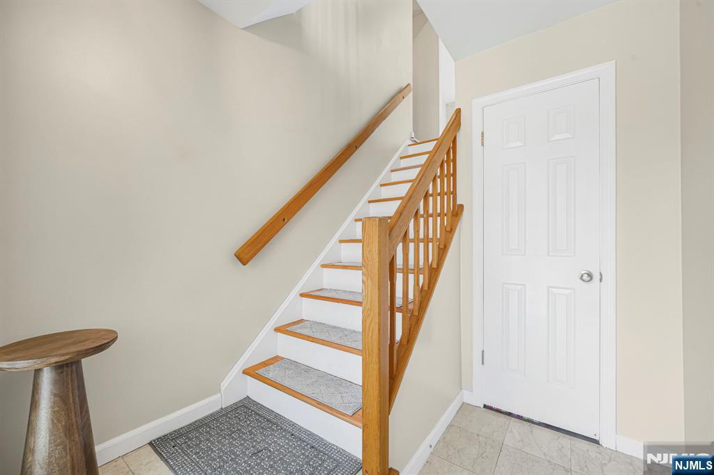 855 Valley Brook Avenue, Unit 1B Lyndhurst, NJ 07071 - Photo 3 of 30