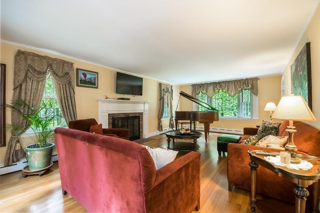 19 Valley View Road Williamsburg, MA 01096 - Photo 3 of 29 Gallery Image 3