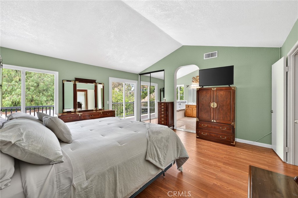 17347 Northlake Street Riverside, CA 92503 - Photo 14 of 44 Primary Suite 17347 Northlake Dr, Riverside, CA 92503