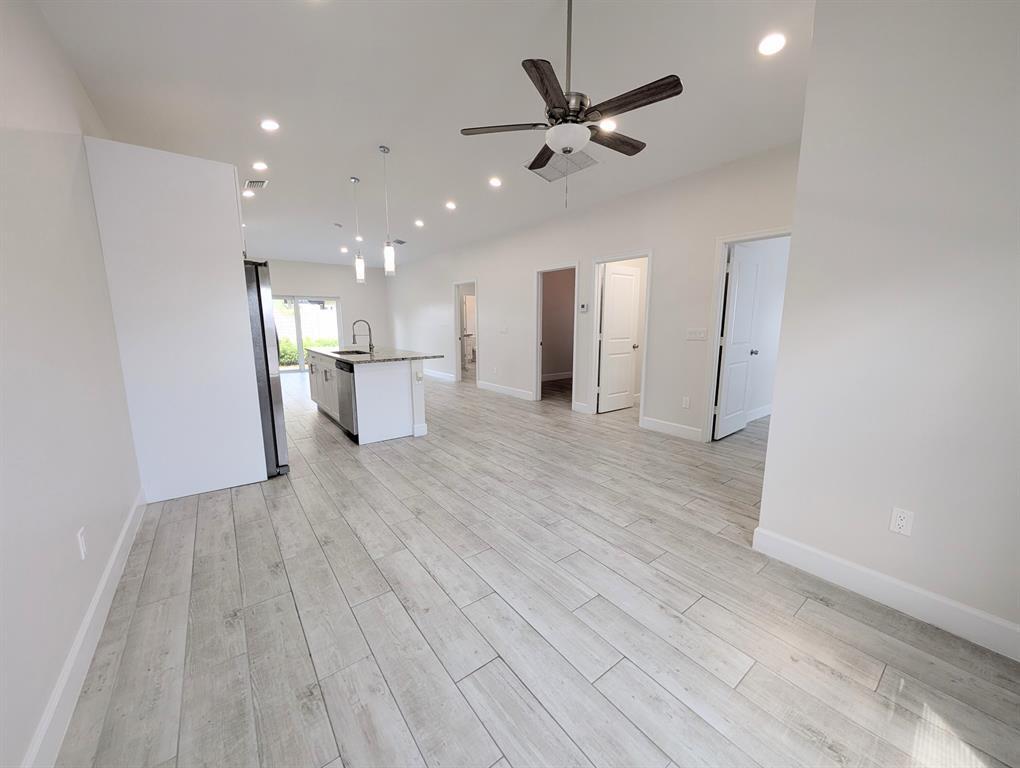 1562 West 26th Court Riviera Beach, FL 33404 - Photo 4 of 16 4