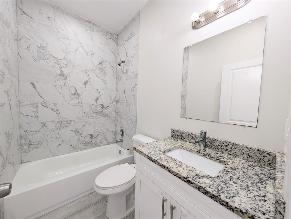 1562 West 26th Court Riviera Beach, FL 33404 - Photo 5 of 16 5