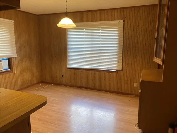 $149,000 | 214 Houston Avenue, Somerville, TX 77879
