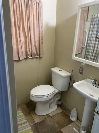 $149,000 | 214 Houston Avenue, Somerville, TX 77879