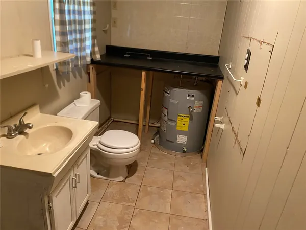 $149,000 | 214 Houston Avenue, Somerville, TX 77879