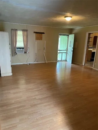 $149,000 | 214 Houston Avenue, Somerville, TX 77879