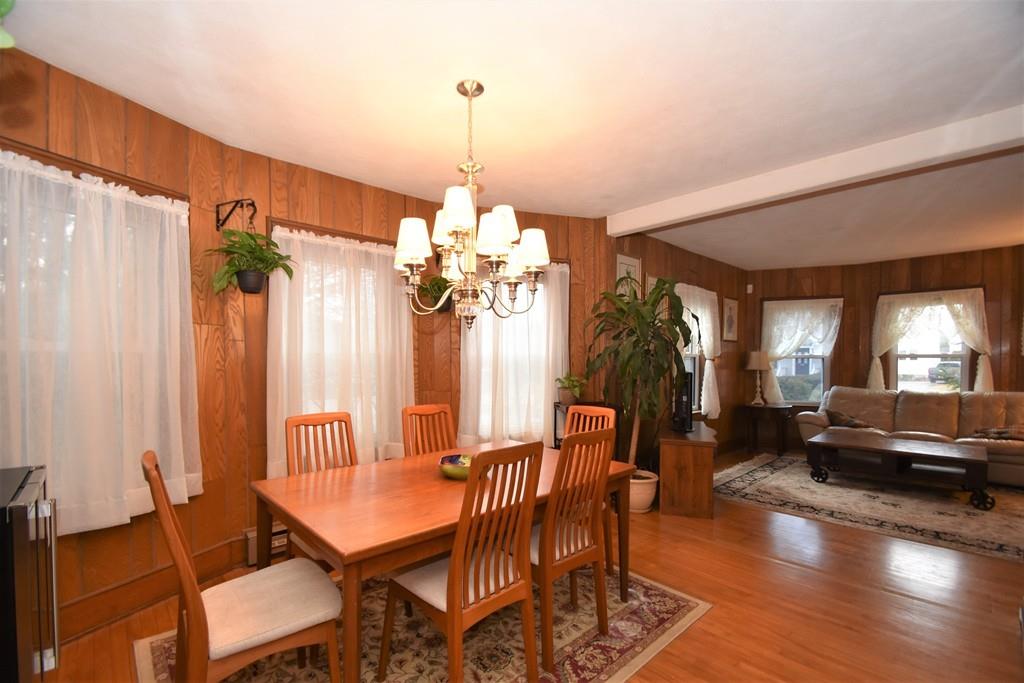 44 Thaxter Road Newton, MA 02460 - Photo 8 of 24