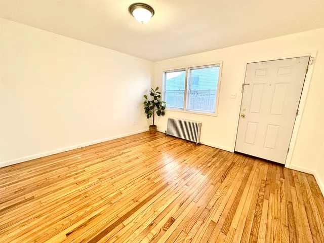 $1,599 | 31-33 Tillinghast Street, Unit 3, Newark, NJ 07108