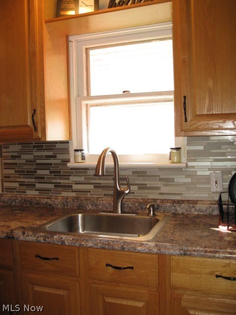 21300 Watson Road Maple Heights, OH 44137 - Photo 4 of 26 Gallery Image 4