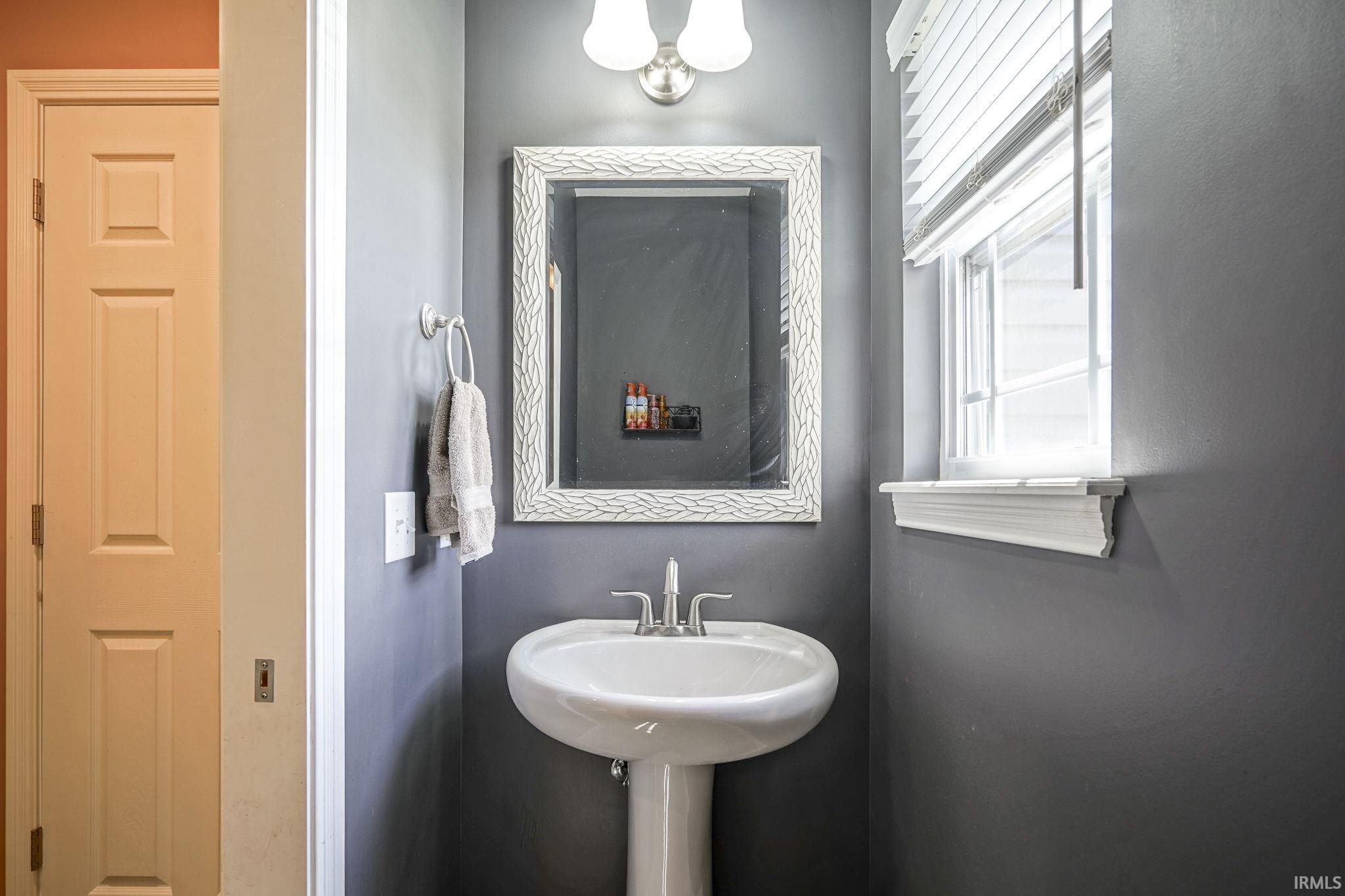 252 Elston Road Lafayette, IN 47909 - Photo 4 of 35 Gallery Image 4