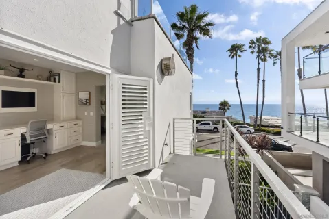 $3,650,000 | 506 South Pacific Street, Oceanside, CA 92054