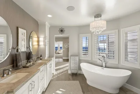 $3,650,000 | 506 South Pacific Street, Oceanside, CA 92054