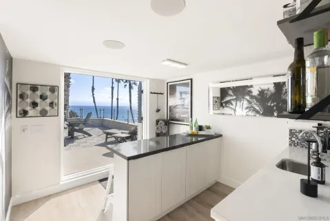 $3,650,000 | 506 South Pacific Street, Oceanside, CA 92054