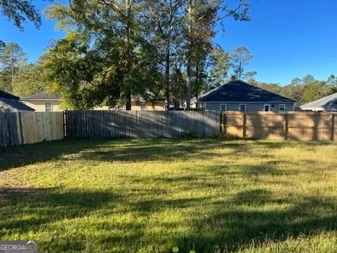 $1,775 | 1825 Chestnut Drive, Valdosta, GA 31602