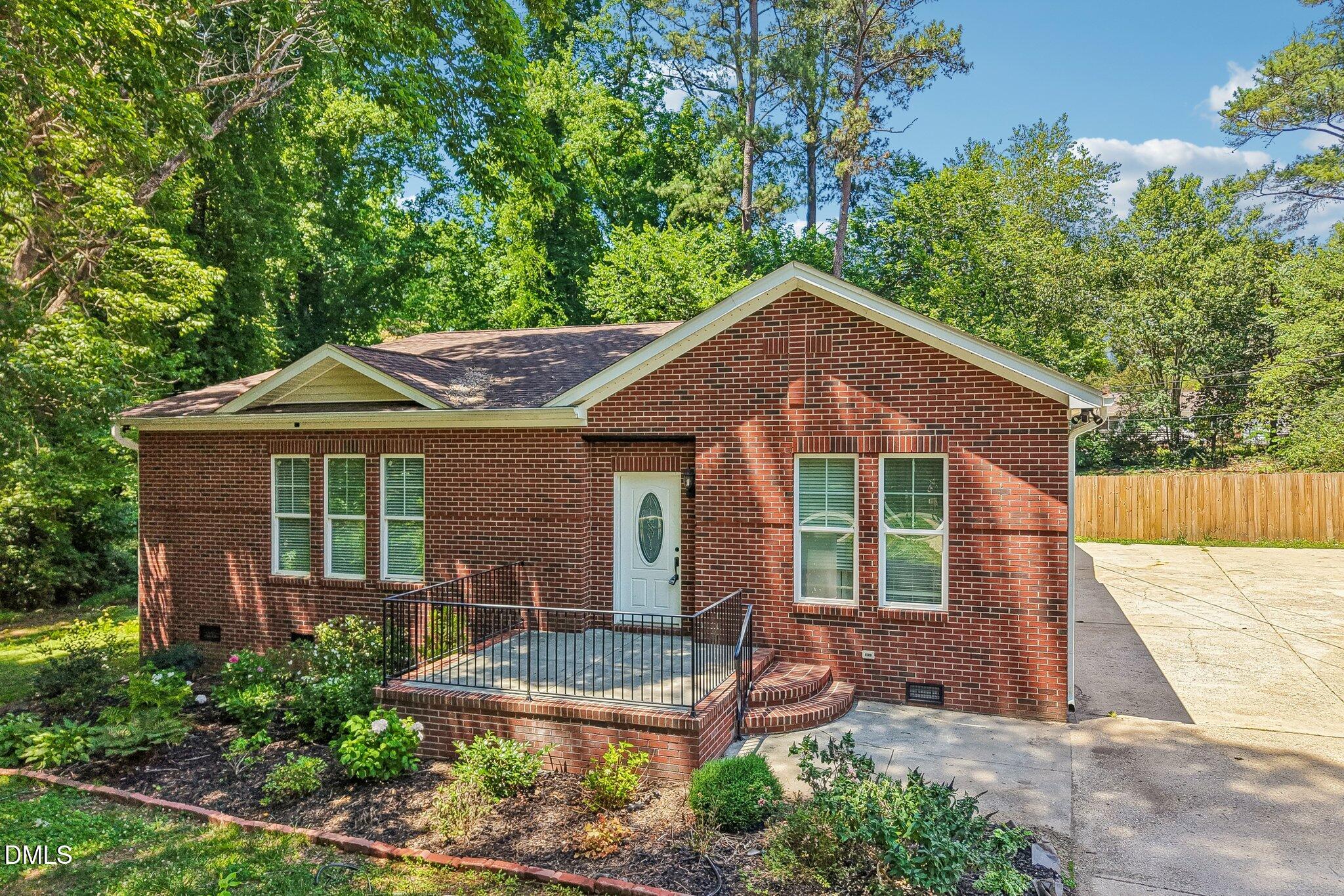 616 Maple Lane Raleigh, NC 27603 - Photo 3 of 41 1-web-or-mls-Maple Ln-S0606-007