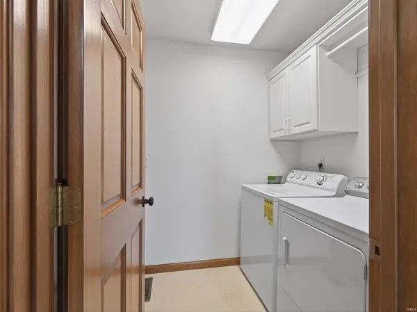 $274,000 | 12415 Falcatta Drive, Fort Wayne, IN 46845