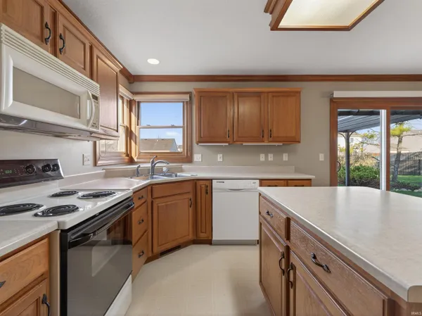 $274,000 | 12415 Falcatta Drive, Fort Wayne, IN 46845