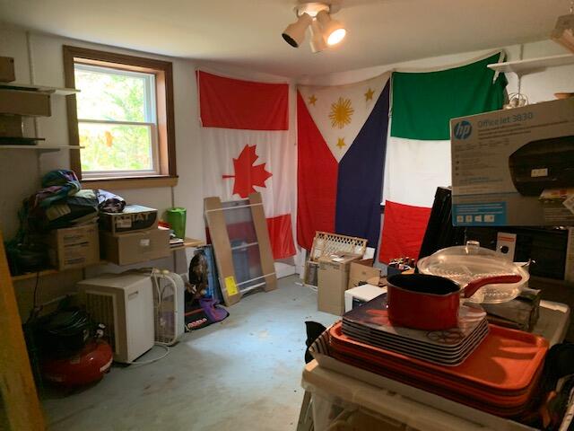 302 Pleasant Point Road Cushing, ME 04563 - Photo 4 of 22 IMG_3047