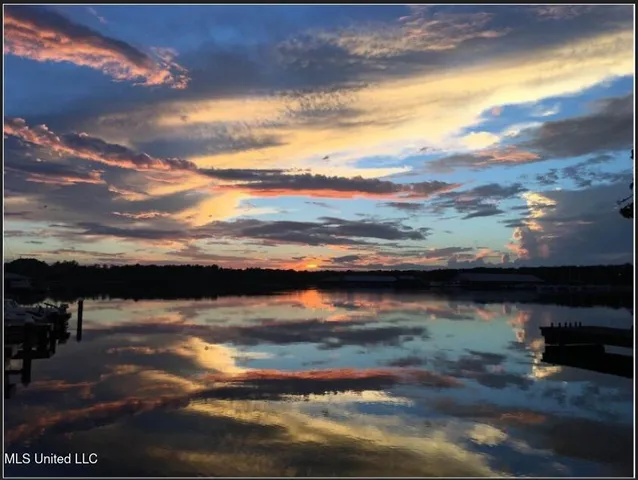 $690,000 | 92 Breakers Lane, Ridgeland, MS 39157