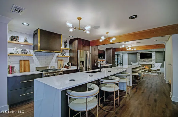 $690,000 | 92 Breakers Lane, Ridgeland, MS 39157