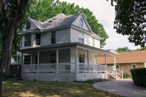$175,000 | 410 South Ash Street, McPherson, KS 67460