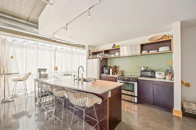 $1,350,000 | 345 North 6th Avenue, Unit 305, Minneapolis, MN 55401