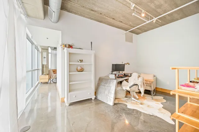 $1,350,000 | 345 North 6th Avenue, Unit 305, Minneapolis, MN 55401