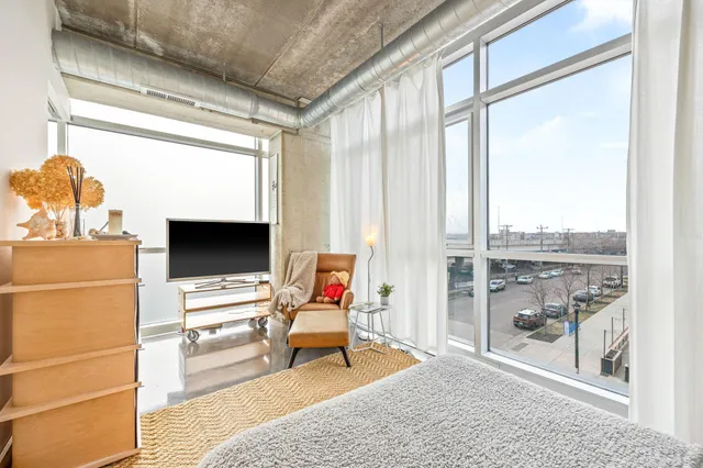 $1,350,000 | 345 North 6th Avenue, Unit 305, Minneapolis, MN 55401