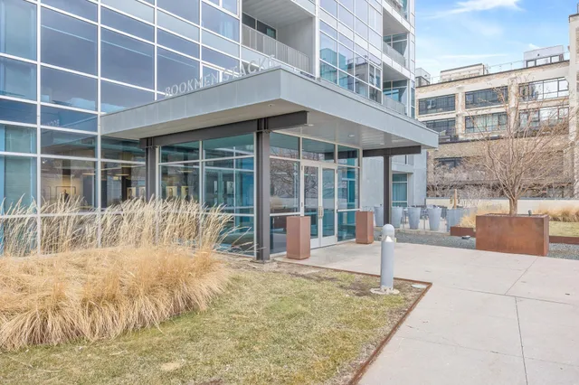 $1,350,000 | 345 North 6th Avenue, Unit 305, Minneapolis, MN 55401