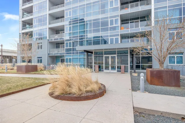 $1,350,000 | 345 North 6th Avenue, Unit 305, Minneapolis, MN 55401
