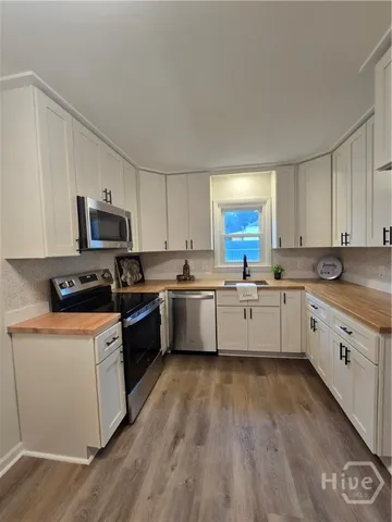 $249,500 | 2044 East 60th Street, Savannah, GA 31404