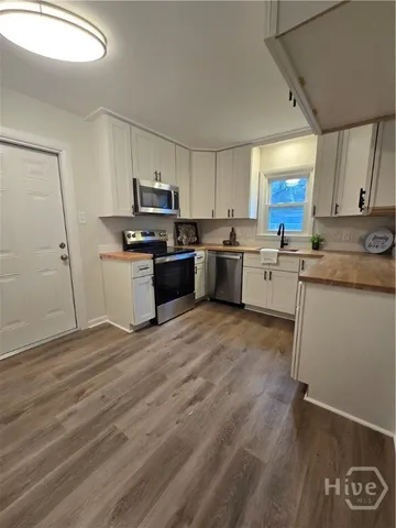 $249,500 | 2044 East 60th Street, Savannah, GA 31404