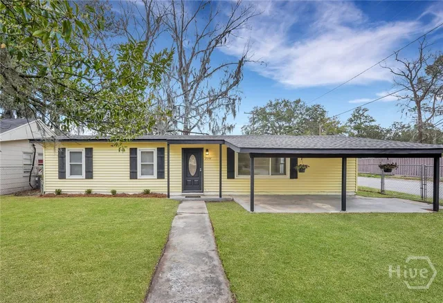 $249,500 | 2044 East 60th Street, Savannah, GA 31404