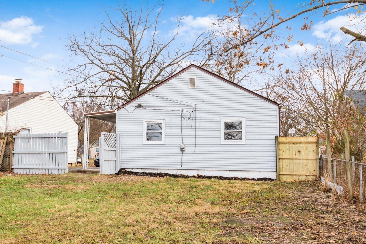 2549 Howey Road Columbus, OH 43211 - Photo 27 of 28 g_howey_rd-10