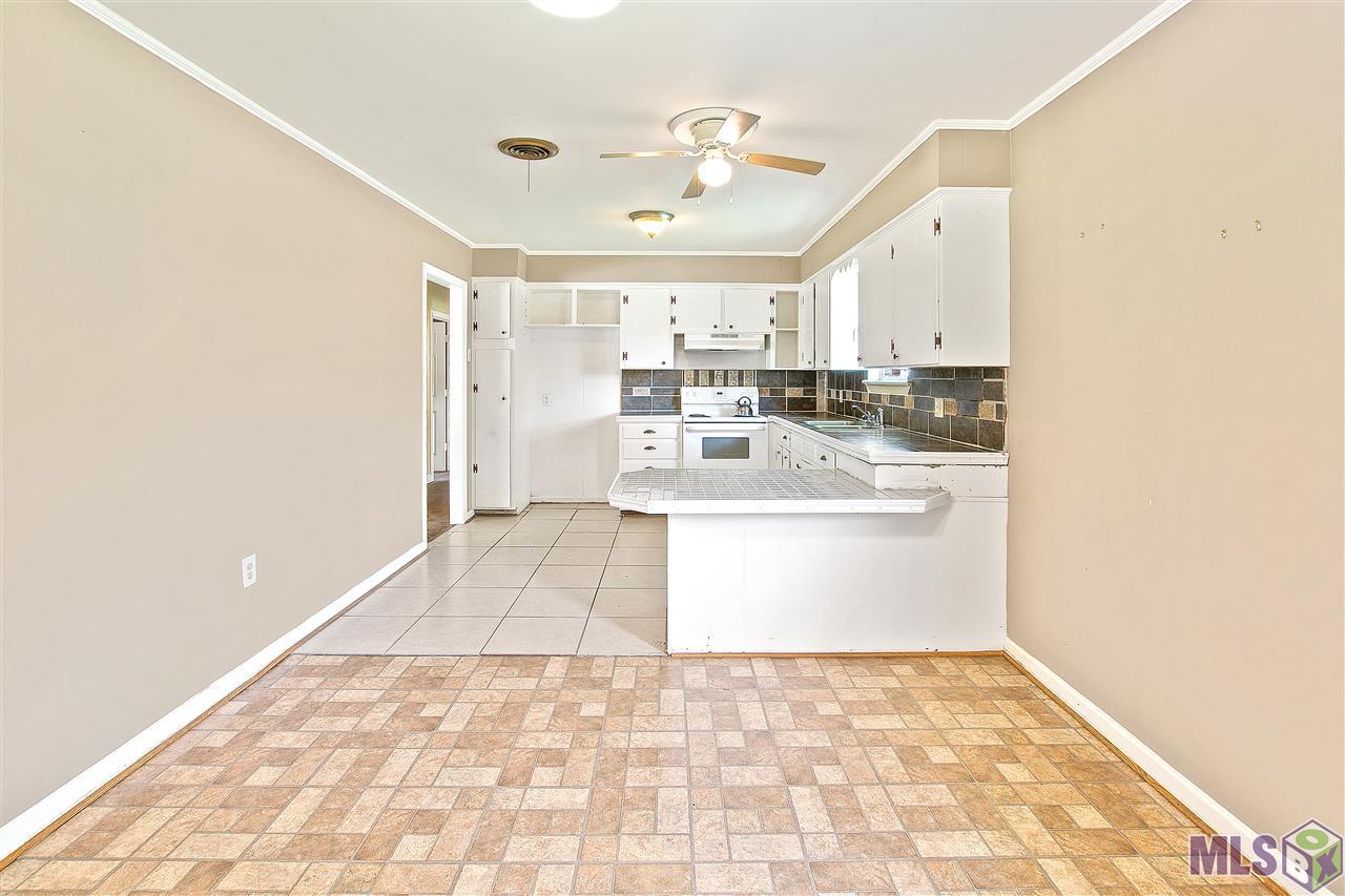 10284 Springfield Road Denham Springs, LA 70706 - Photo 3 of 10