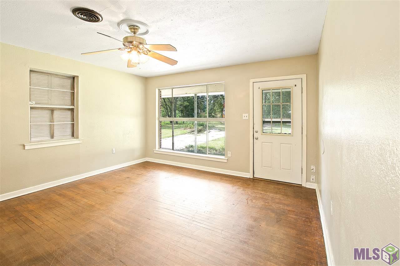 10284 Springfield Road Denham Springs, LA 70706 - Photo 5 of 10