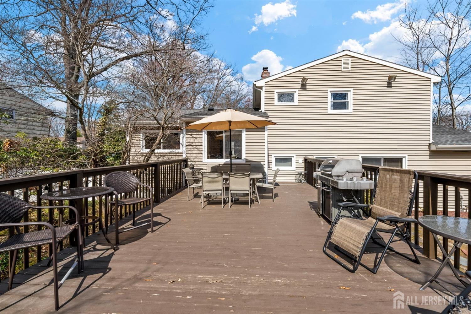 10 Barrie Road East Brunswick, NJ 08816 - Photo 33 of 41 Gallery Image 33
