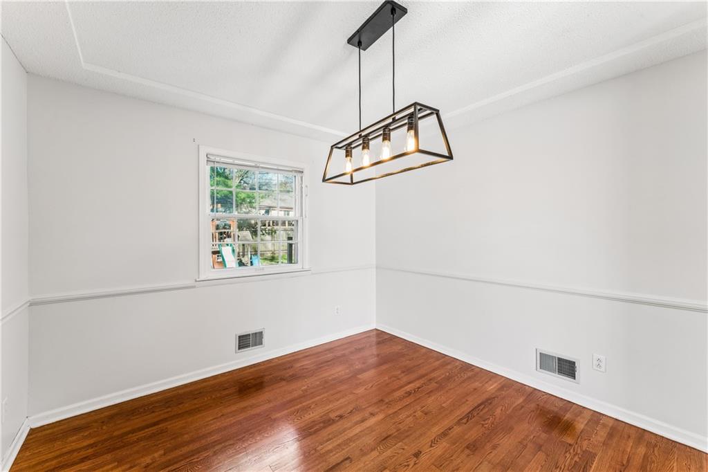 5124 Spring Avenue Kansas City, MO 64133 - Photo 11 of 54