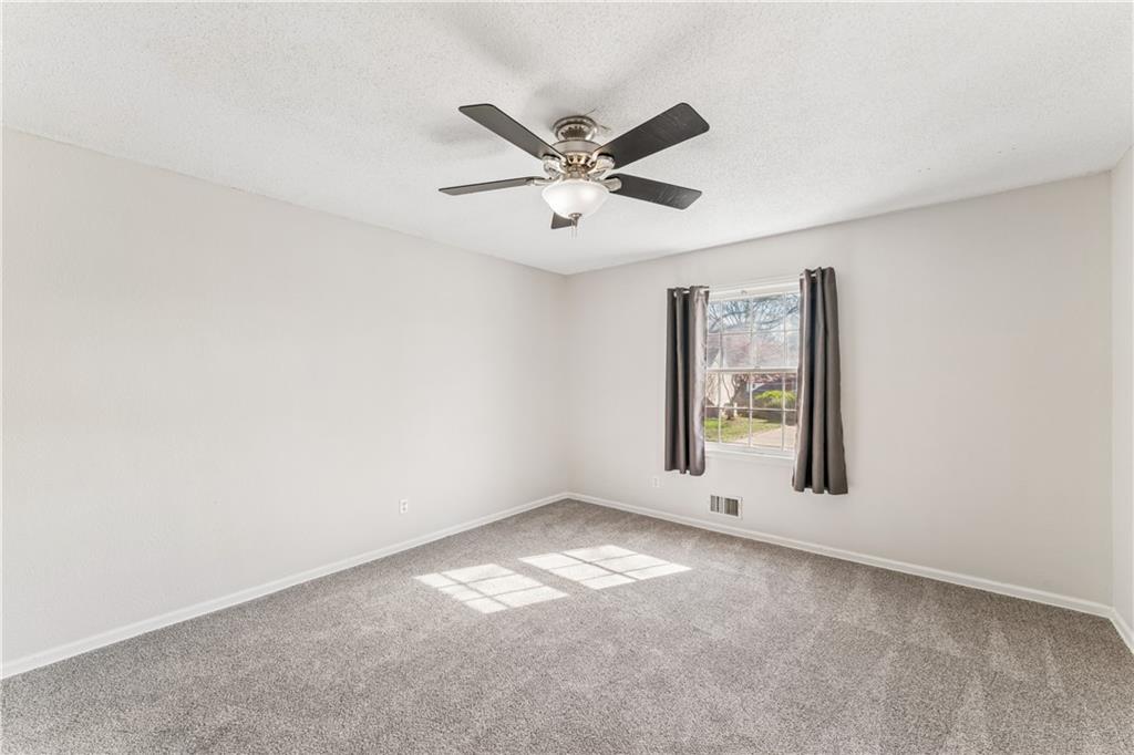 5124 Spring Avenue Kansas City, MO 64133 - Photo 26 of 54