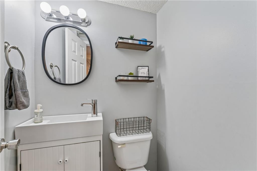 5124 Spring Avenue Kansas City, MO 64133 - Photo 44 of 54