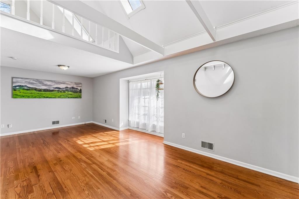 5124 Spring Avenue Kansas City, MO 64133 - Photo 6 of 54