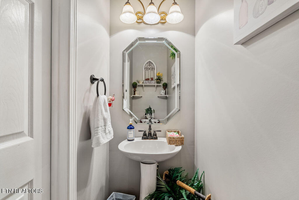 300 Johnsons Corner Road Knoxville, TN 37934 - Photo 12 of 40 DSC08464-HDR