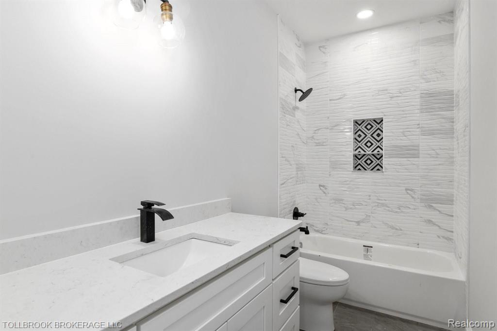 3461 Alpine Road Troy, MI 48084 - Photo 26 of 51 Gallery Image 26