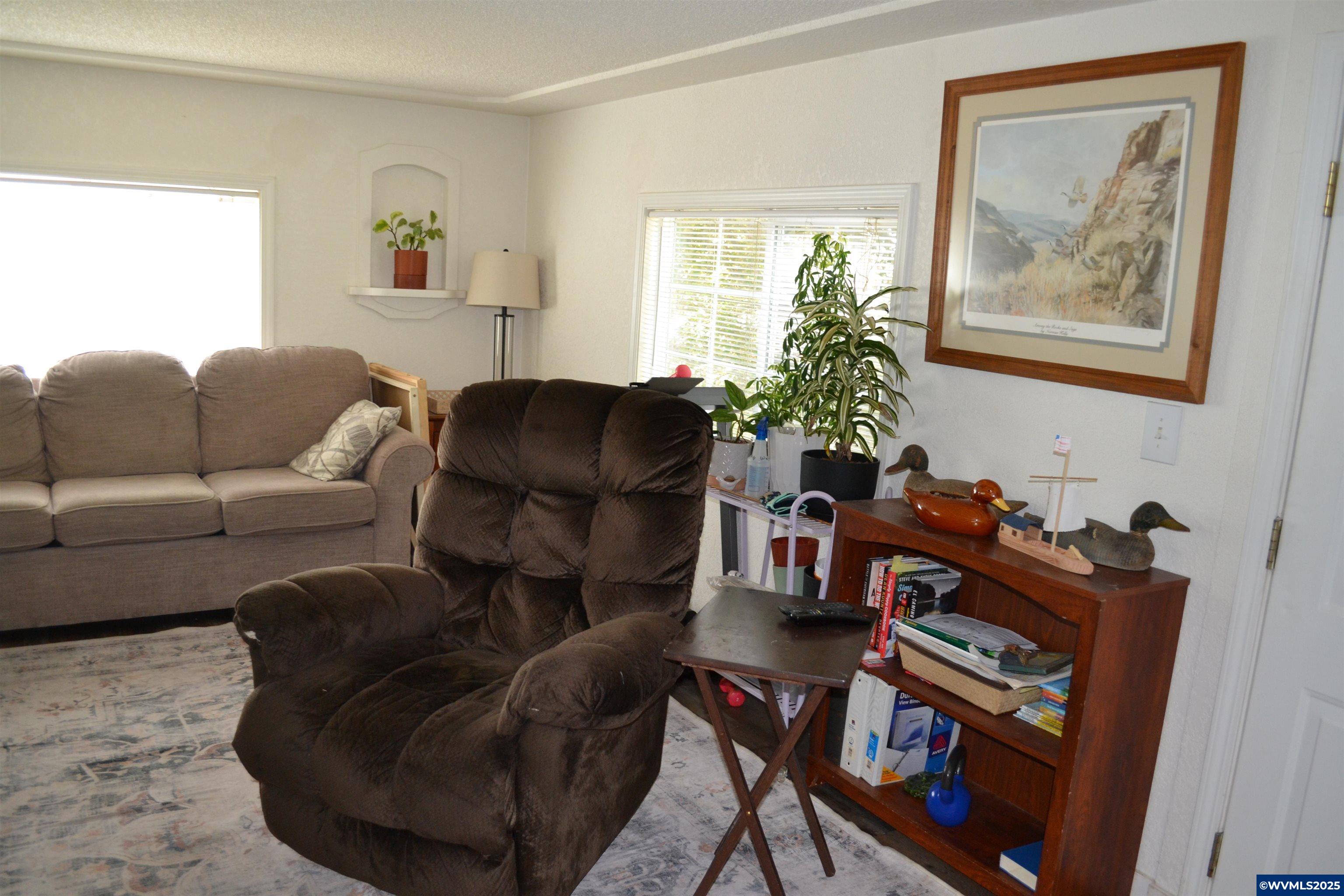 340 Northeast Crest Street, Unit 74 Sublimity, OR 97385 - Photo 8 of 27
