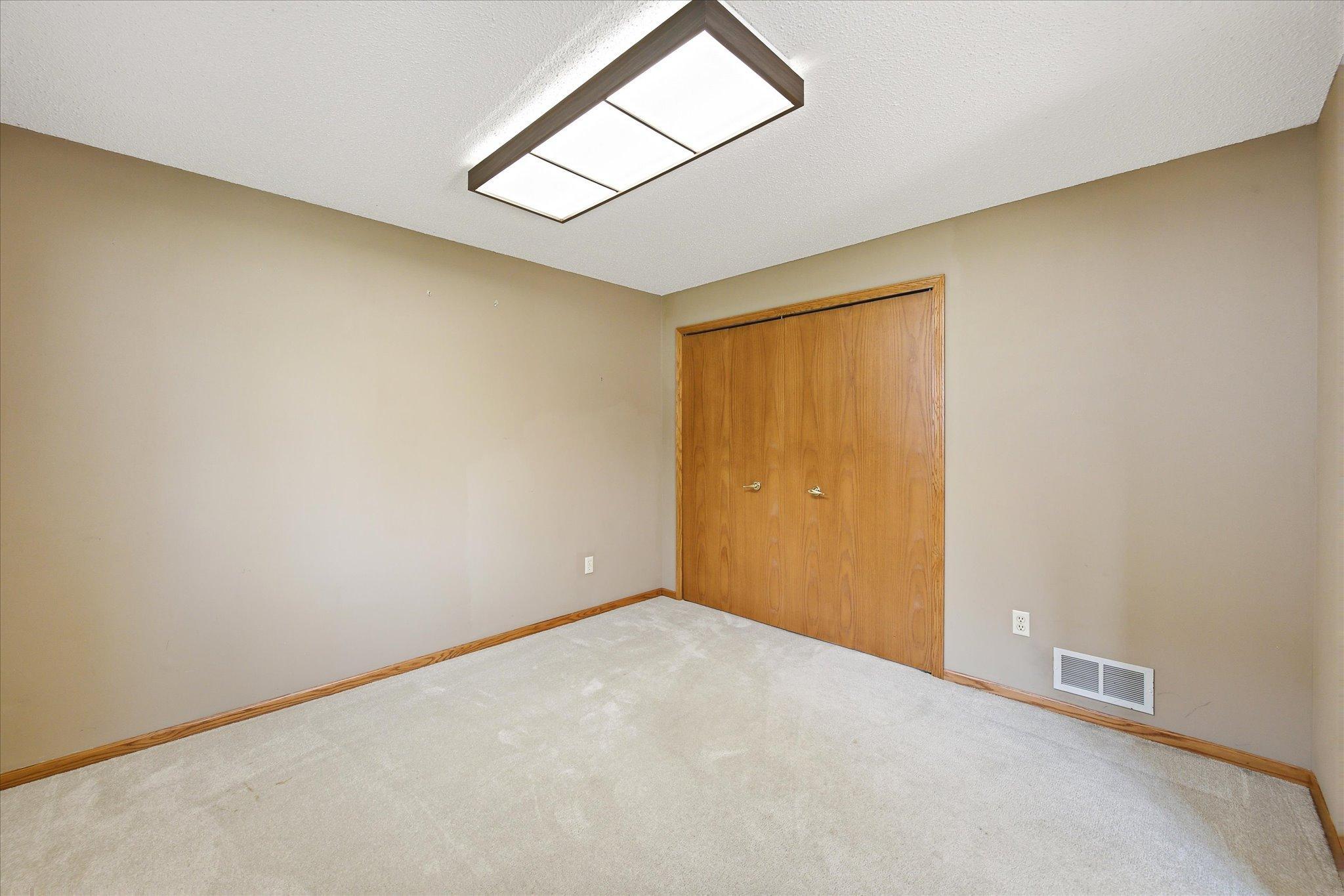 5758 Heather Ridge Drive Shoreview, MN 55126 - Photo 26 of 40 Gallery Image 26