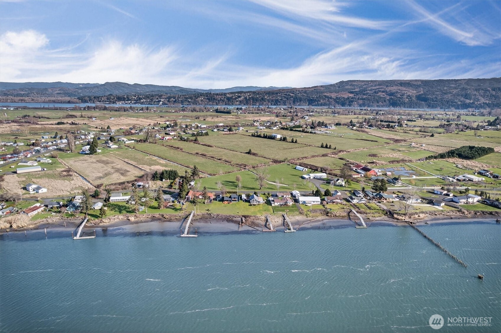 301 West Sunny Sands Road Cathlamet, WA 98612 - Photo 39 of 39 an aerial view of a city