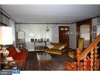 205 Colfax Road Havertown, PA 19083 - Photo 3 of 12 Living Room